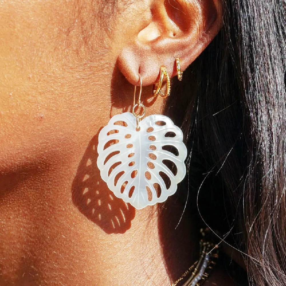 Kaliko Pearl Monstera Earrings